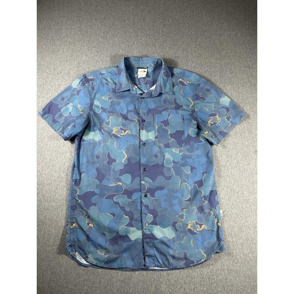 The North Face Men'sMountain Camo Button Up T-Shirt Multi Sz Large‎